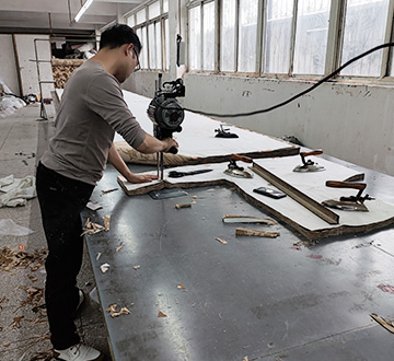 Cutting room